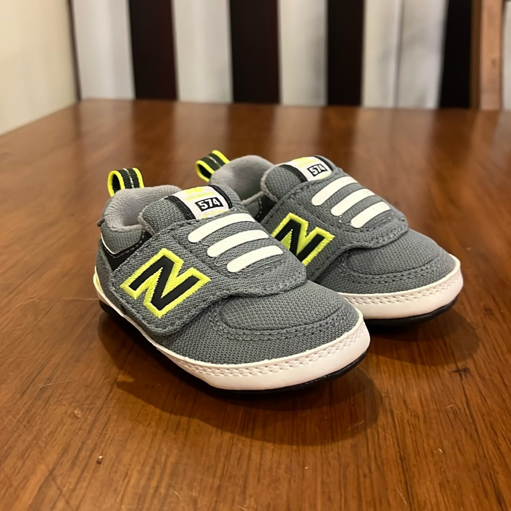 New Balance KO574GLI 574 Shoes Sneakers new Boys Girls Toddlers Size 3.5